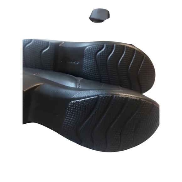 Clarks Angie Pearl Women's size 10W Office Career Comfy Leather Casual Loafers - Picture 8 of 12